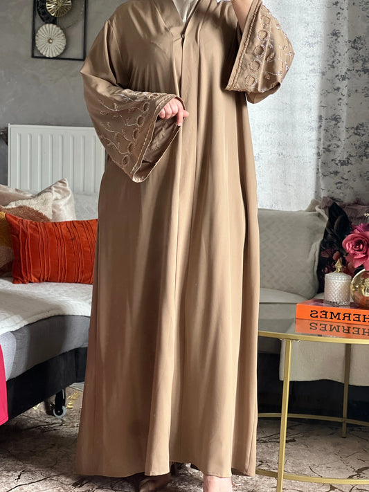 Abaya Loujain Nude JH Scarf