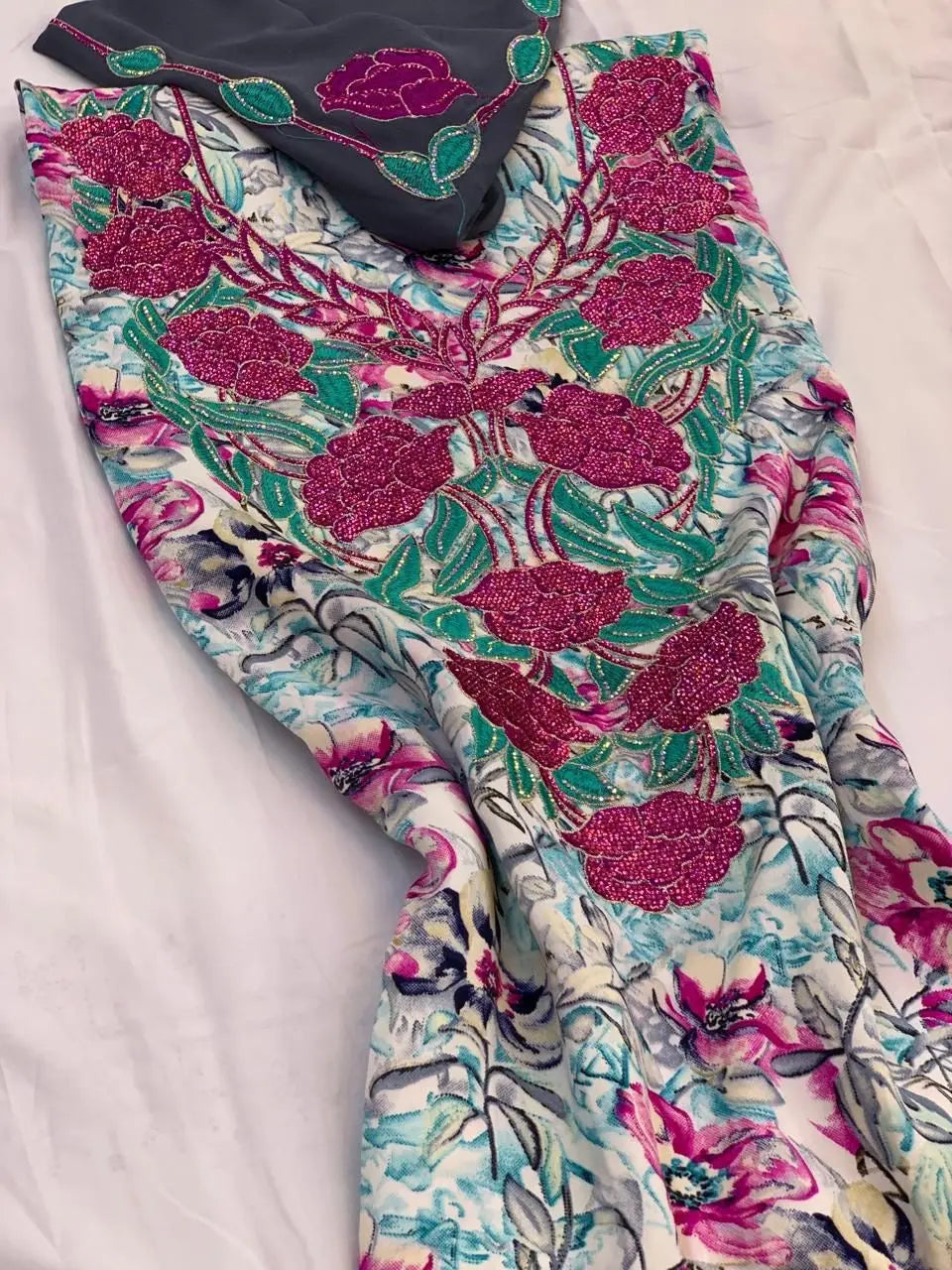 Robe Makhawer Rosa JH Scarf